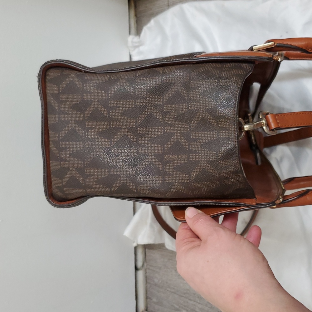 Michael Kors Two-Tone Satchel in Brown and Tan With Dust Bag - Picture 15 of 16